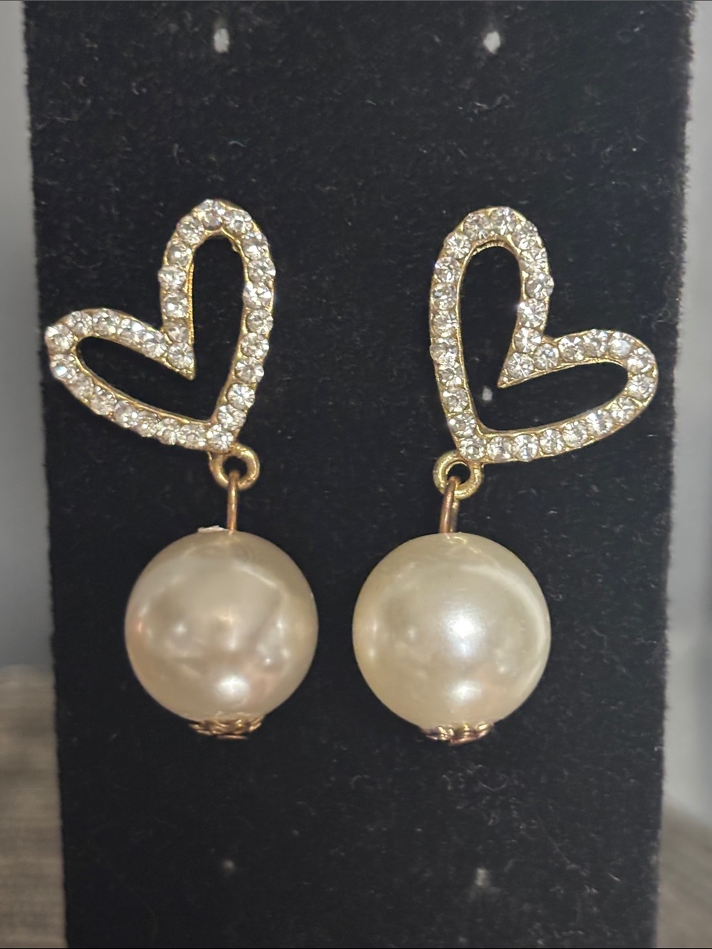 Gold Heart Crystal & Pearl Drop Earrings - Picture 2 of 5